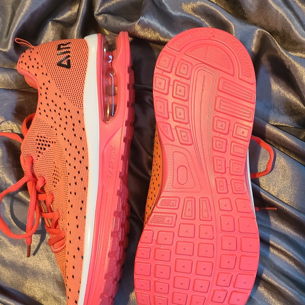QAUPPE Air Shoes